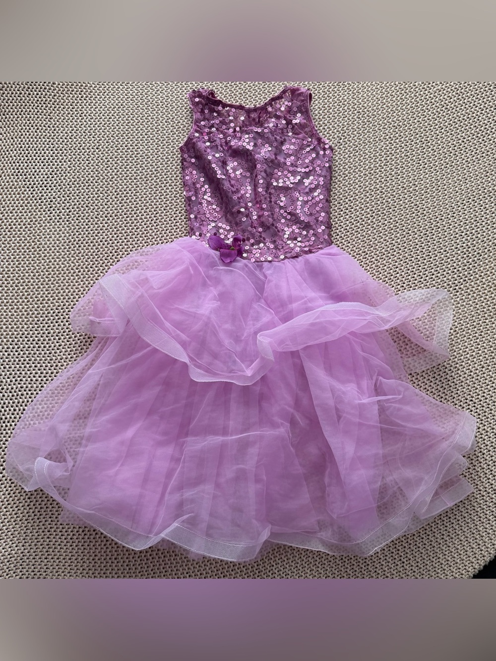 Girls revolution ballet costume size mc medium lavender